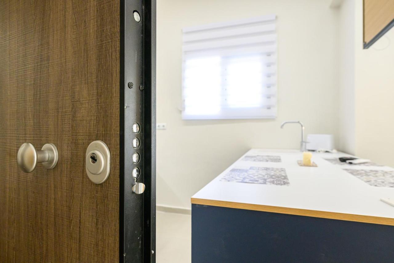 Siesta Apartment Каламата Екстер'єр фото