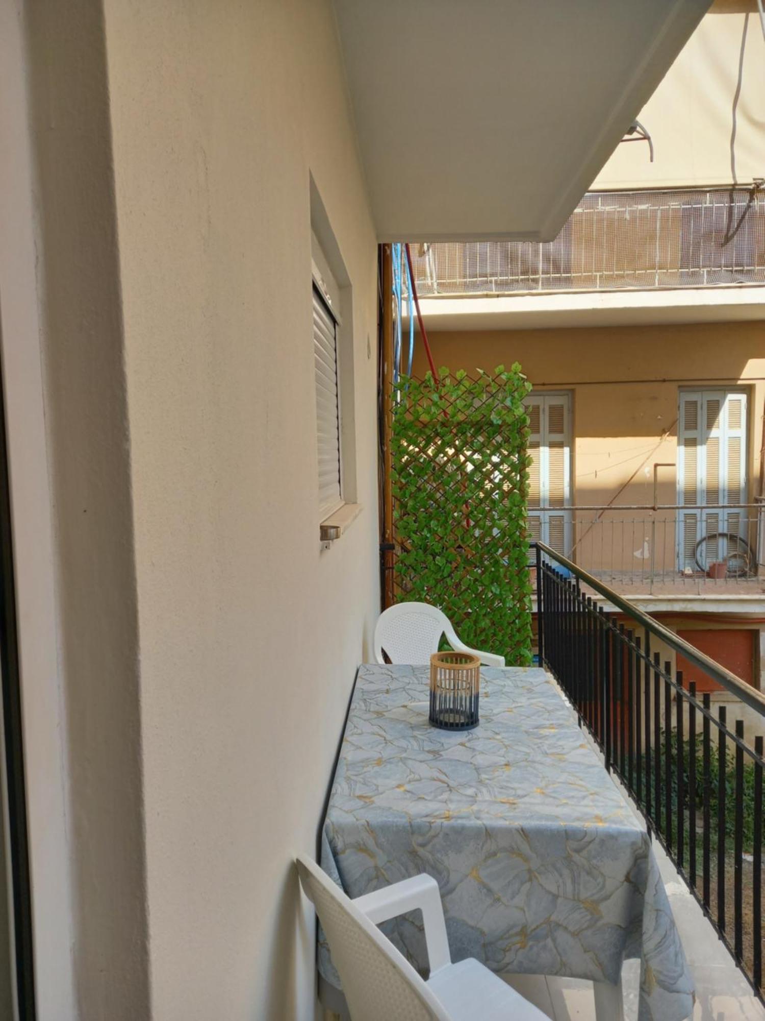 Siesta Apartment Каламата Екстер'єр фото